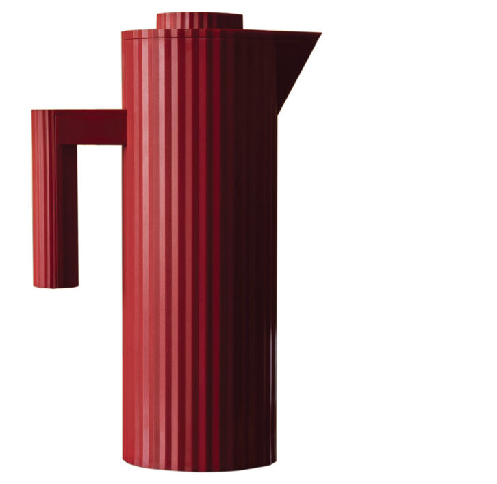 Plisse vacuum jug ($156) from Alessi