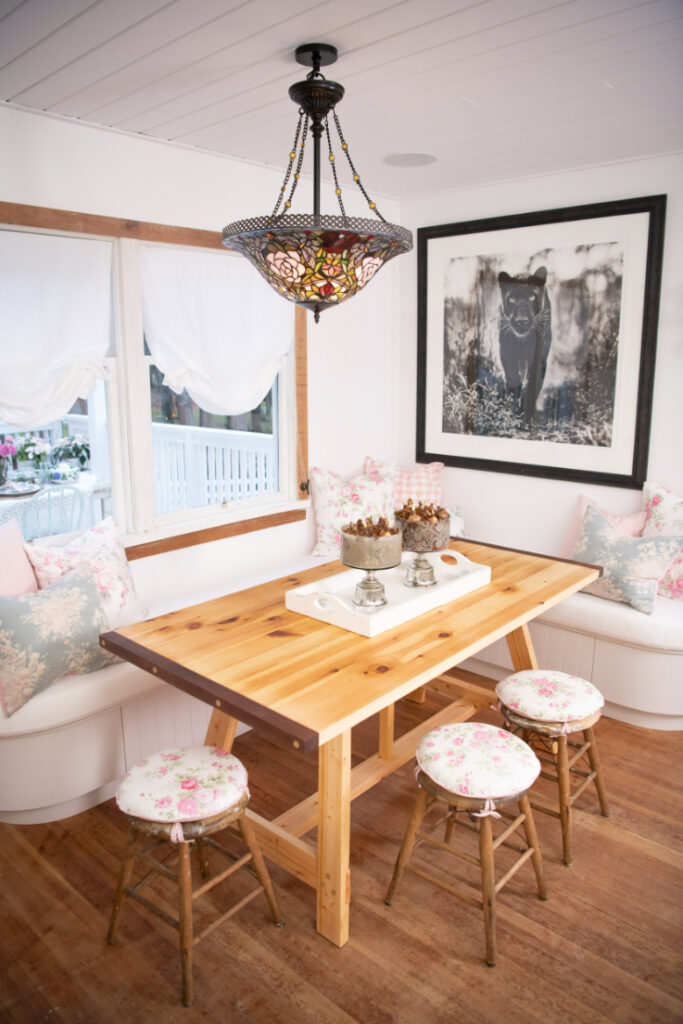 Pamela Anderson's Ladysmith Home Is a Whimsical, 'Funky Grandma' Dream