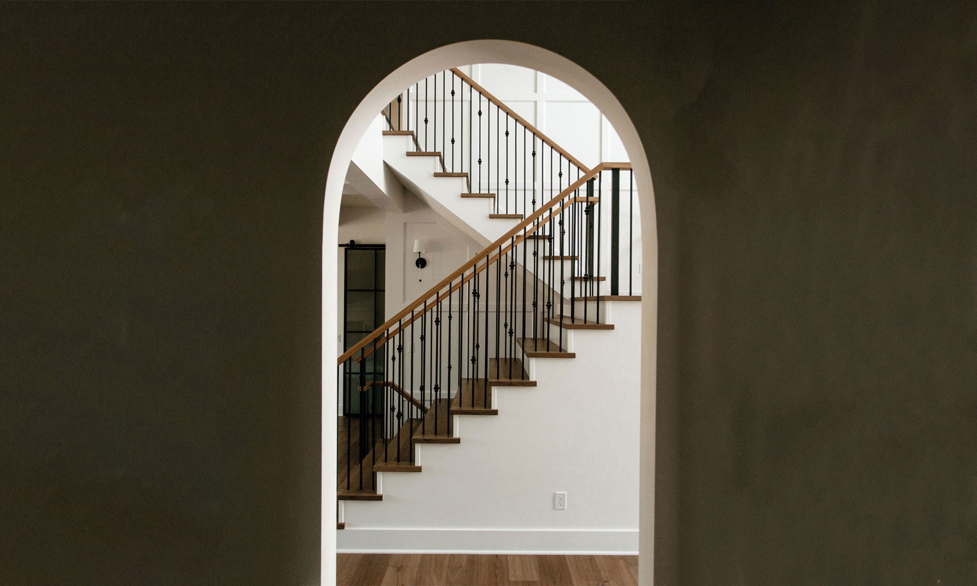 8 Homes with Gorgeous Archways - Western Living Magazine