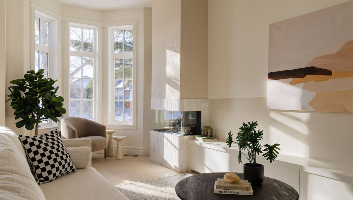 This Calgary Spec Home Is an Ode to Colour