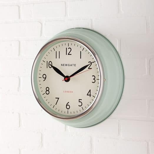 Newgate Cookhouse Clock in Kettle Green