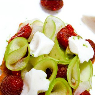 Raspberry-and-Green-Apple-Tart-with-Yogurt-Panna-Cotta-recipe2